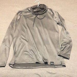 Under Armour tshirt